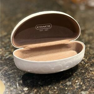 Coach Ivory Hardshell Glass Case - LIKE NEW